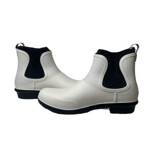 UGG Chelsea Style White Rubber Boots Size 9 - New without Box